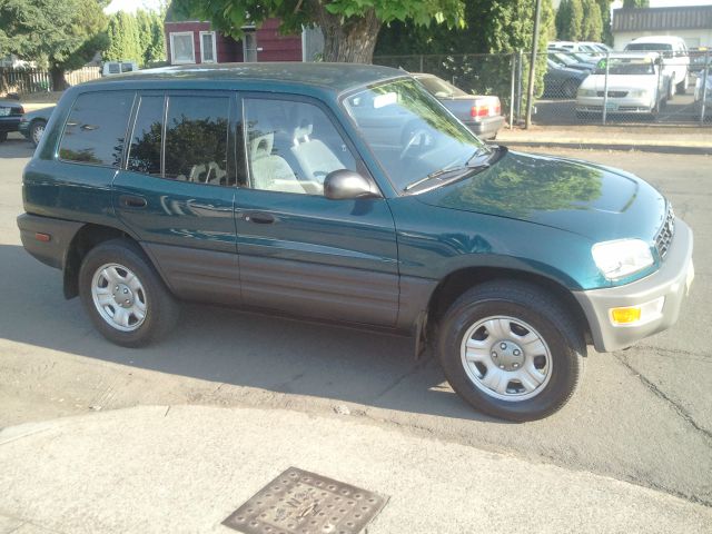 1999 Toyota RAV4 Volante S