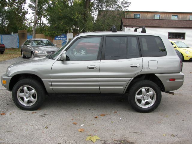 1999 Toyota RAV4 Volante S