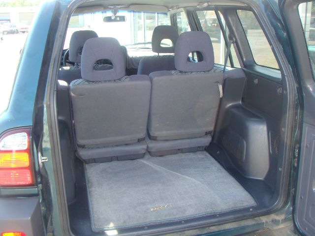 1999 Toyota RAV4 Volante S