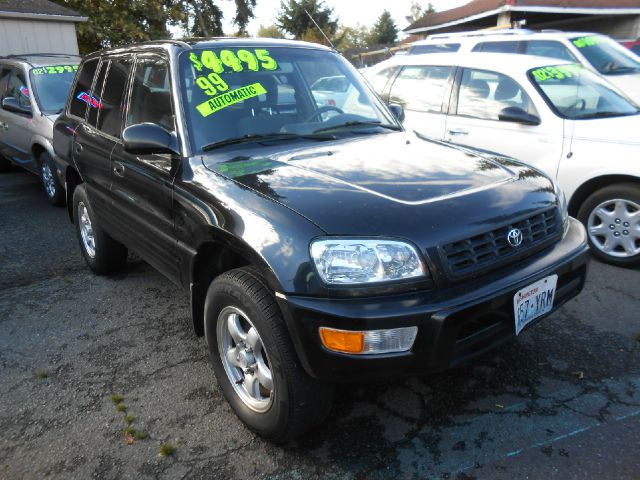 1999 Toyota RAV4 Volante S