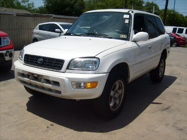 1999 Toyota RAV4 Volante S