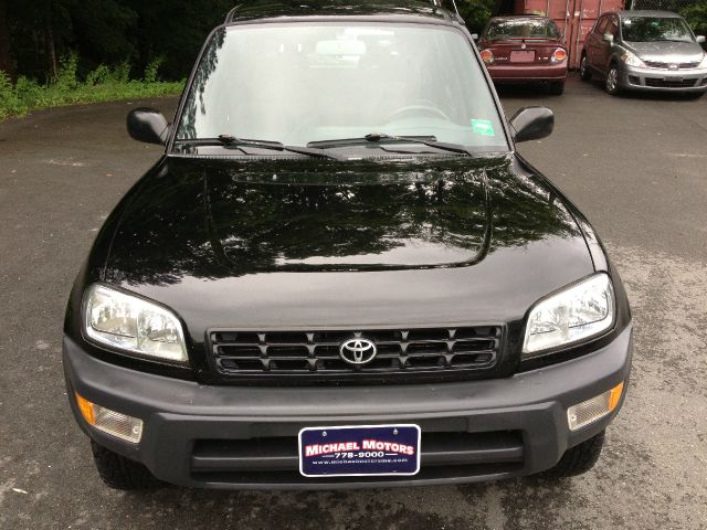 1999 Toyota RAV4 Volante S