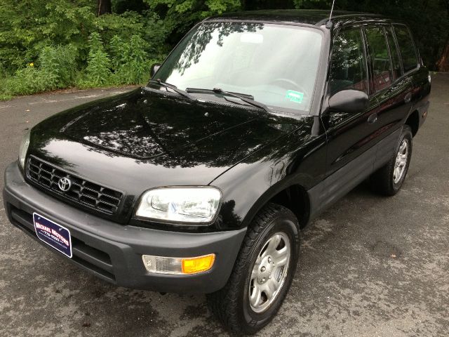 1999 Toyota RAV4 Volante S