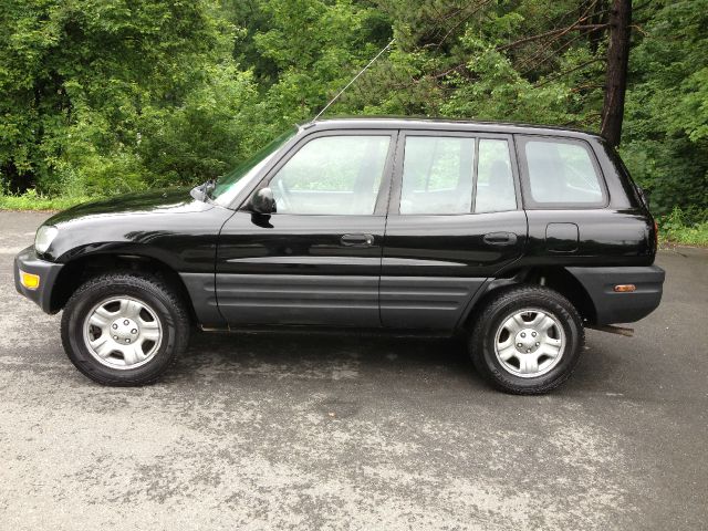 1999 Toyota RAV4 Volante S