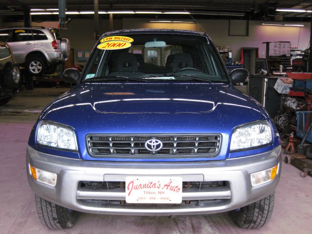 2000 Toyota RAV4 Volante S