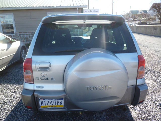 2001 Toyota RAV4 Ram 3500 Diesel 2-WD