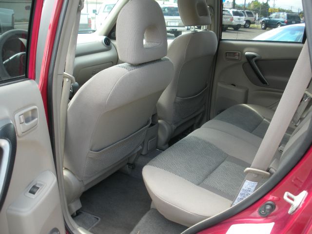 2001 Toyota RAV4 Ram 3500 Diesel 2-WD