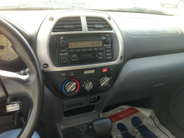 2001 Toyota RAV4 Ram 3500 Diesel 2-WD