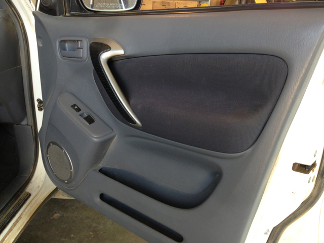 2001 Toyota RAV4 Ram 3500 Diesel 2-WD