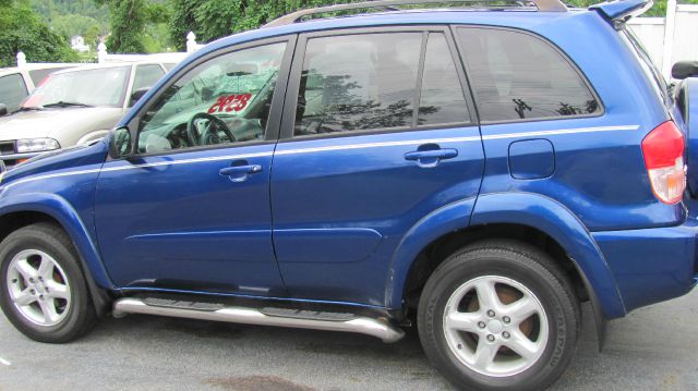 2002 Toyota RAV4 Ram 3500 Diesel 2-WD