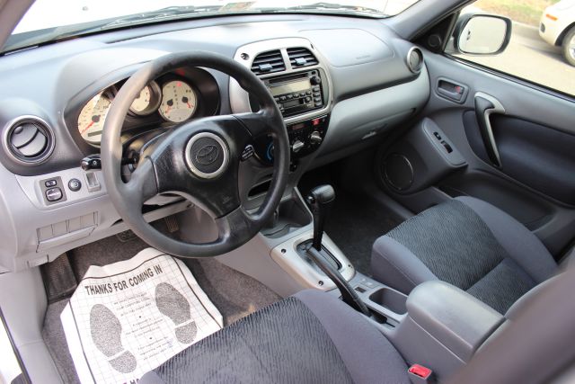 2002 Toyota RAV4 SLE, Alloy Wheels