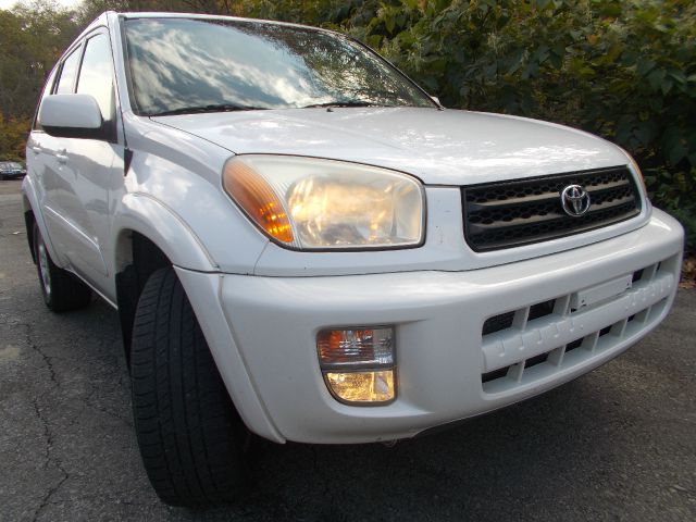 2002 Toyota RAV4 Ram 3500 Diesel 2-WD