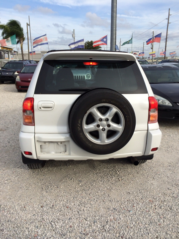 2002 Toyota RAV4 Ram 3500 Diesel 2-WD