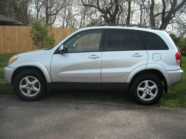 2002 Toyota RAV4 Ram 3500 Diesel 2-WD