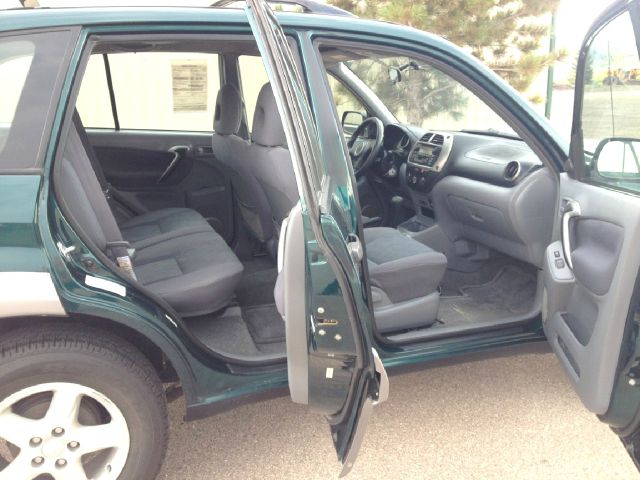 2002 Toyota RAV4 Ram 3500 Diesel 2-WD