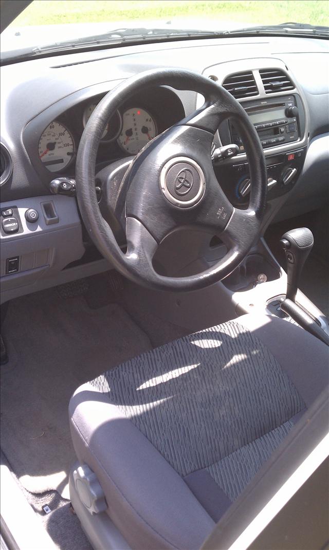 2003 Toyota RAV4 ESi