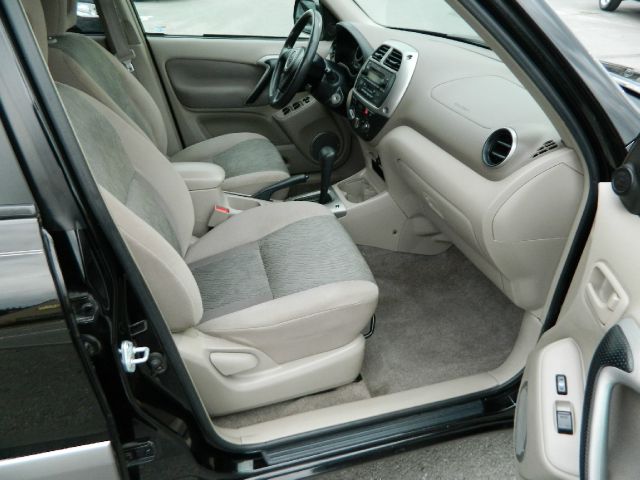 2003 Toyota RAV4 Ram 3500 Diesel 2-WD