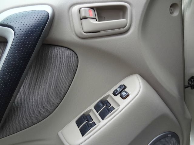 2003 Toyota RAV4 EX - DUAL Power Doors