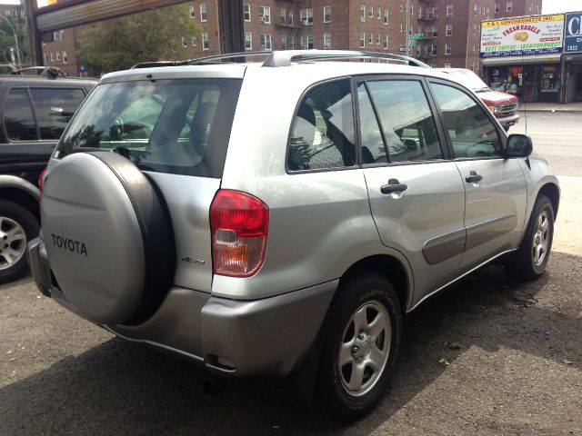 2003 Toyota RAV4 Ram 3500 Diesel 2-WD