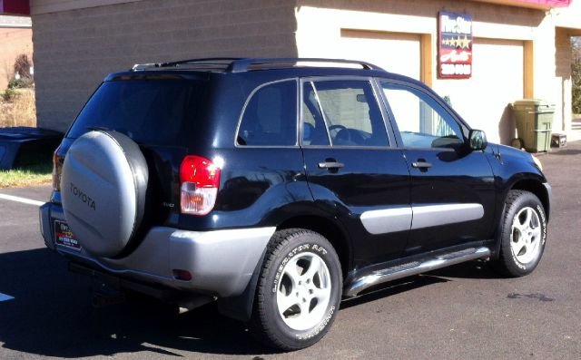 2003 Toyota RAV4 Ram 3500 Diesel 2-WD