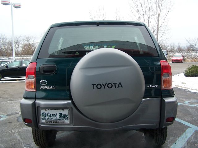 2003 Toyota RAV4 Ram 3500 Diesel 2-WD