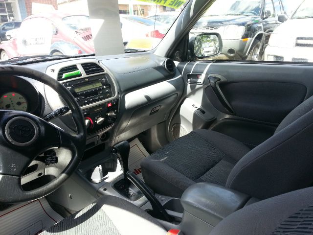 2003 Toyota RAV4 Ram 3500 Diesel 2-WD