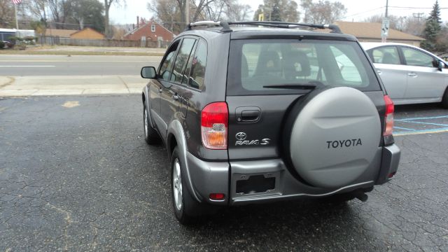 2003 Toyota RAV4 Ram 3500 Diesel 2-WD