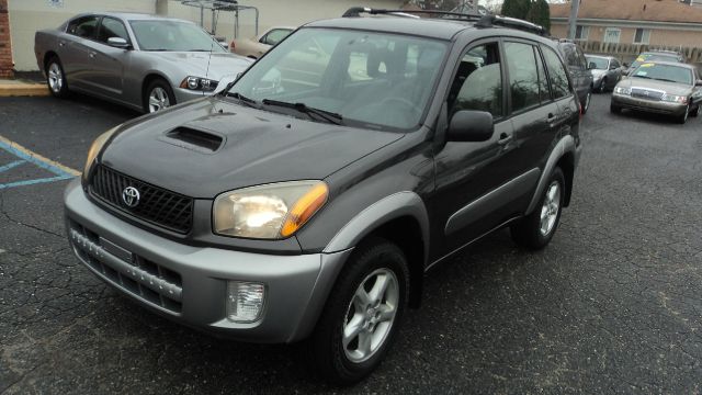 2003 Toyota RAV4 Ram 3500 Diesel 2-WD