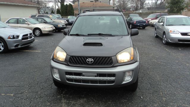 2003 Toyota RAV4 Ram 3500 Diesel 2-WD