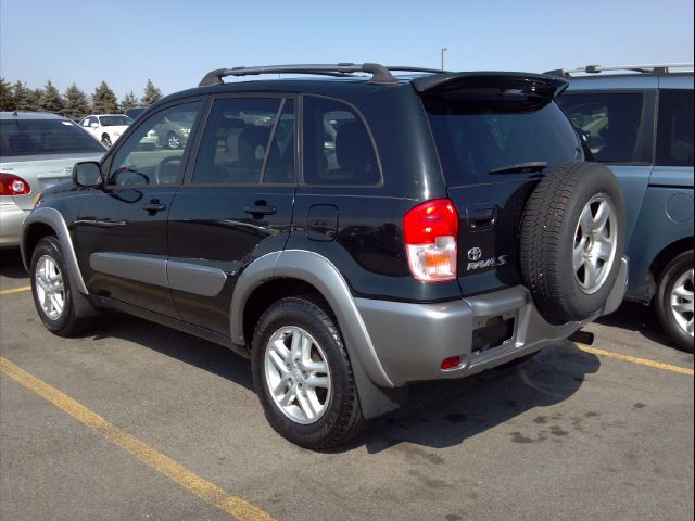 2003 Toyota RAV4 XR
