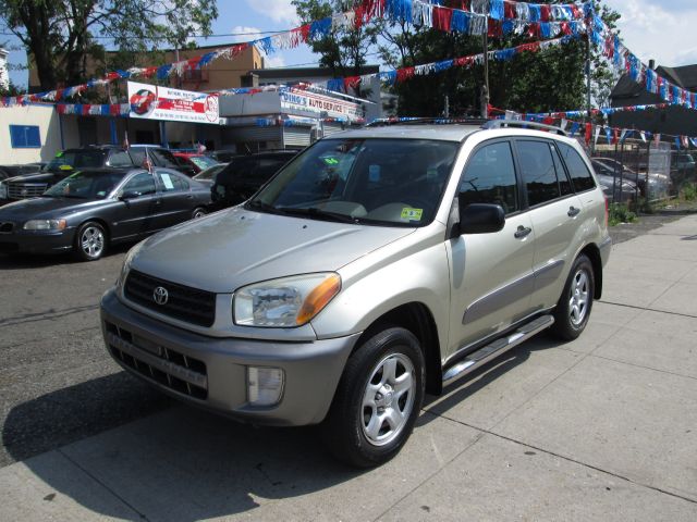 2003 Toyota RAV4 Ram 3500 Diesel 2-WD