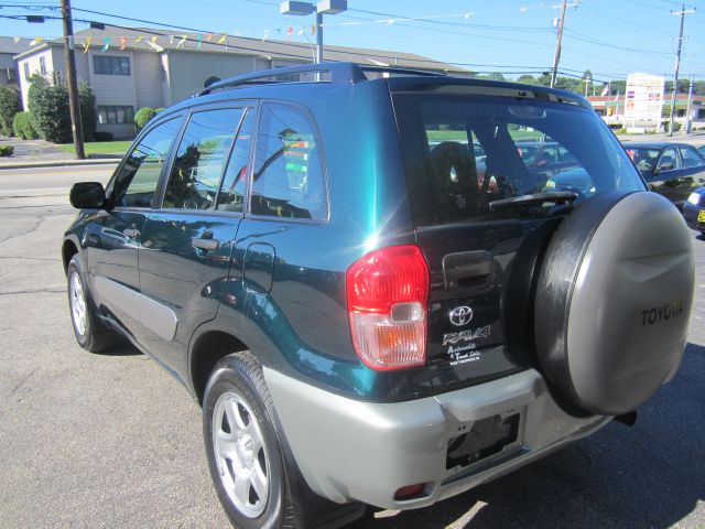 2003 Toyota RAV4 Ram 3500 Diesel 2-WD