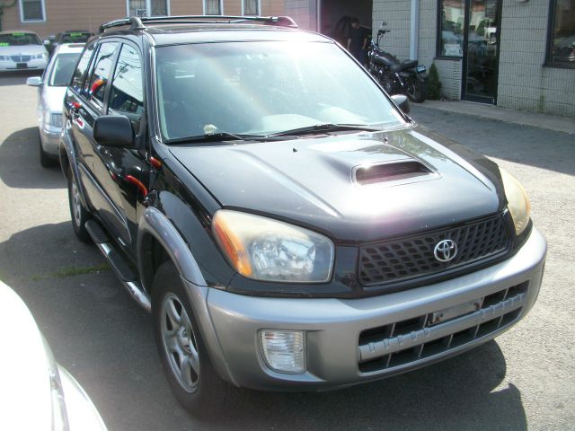 2003 Toyota RAV4 Ram 3500 Diesel 2-WD