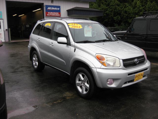 2004 Toyota RAV4 Ram 3500 Diesel 2-WD
