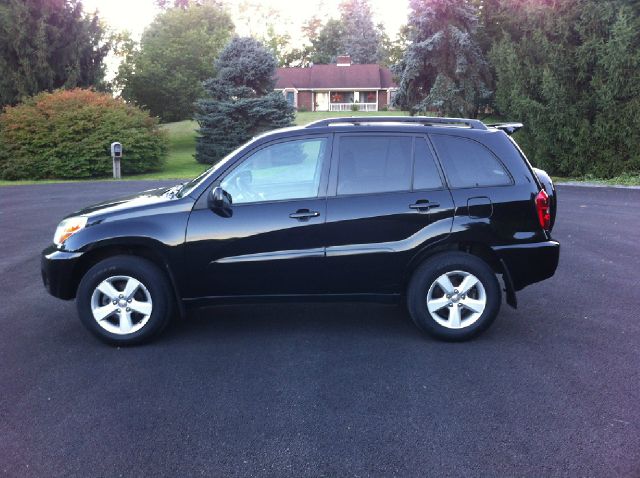 2004 Toyota RAV4 ESi