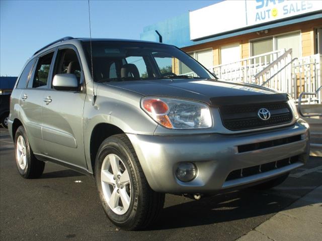 2004 Toyota RAV4 Crew Cab 4X4