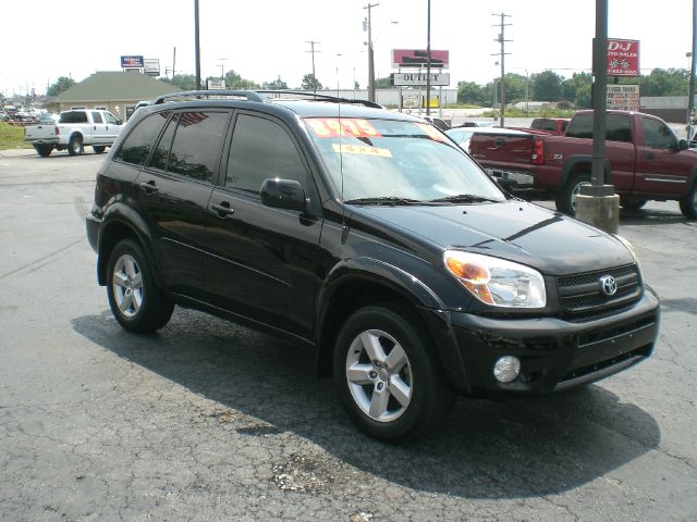 2004 Toyota RAV4 Ram 3500 Diesel 2-WD