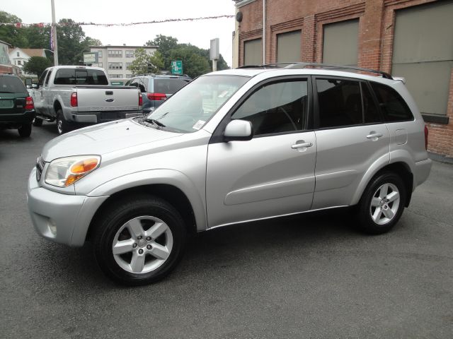 2004 Toyota RAV4 Ram 3500 Diesel 2-WD
