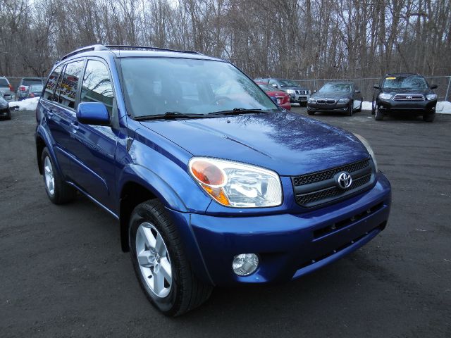 2004 Toyota RAV4 Ram 3500 Diesel 2-WD