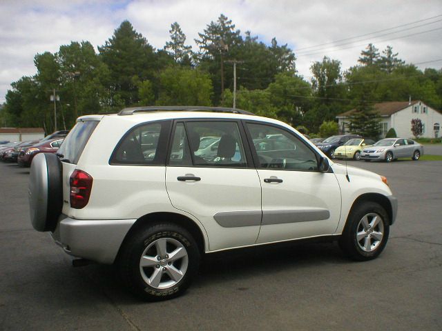 2004 Toyota RAV4 Ram 3500 Diesel 2-WD