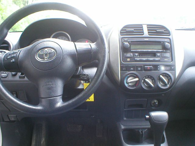 2004 Toyota RAV4 Ram 3500 Diesel 2-WD