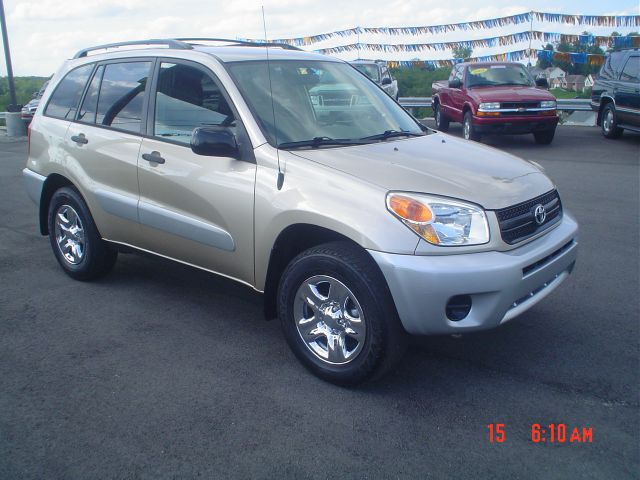 2004 Toyota RAV4 Ram 3500 Diesel 2-WD