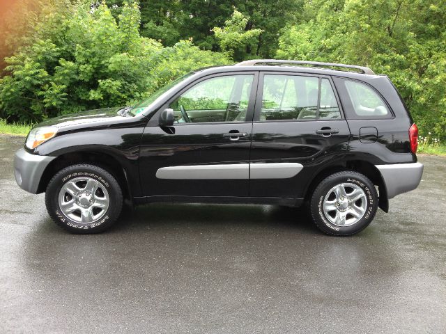 2005 Toyota RAV4 Ram 3500 Diesel 2-WD