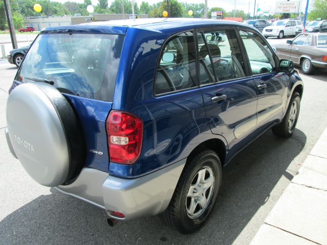 2005 Toyota RAV4 Ram 3500 Diesel 2-WD