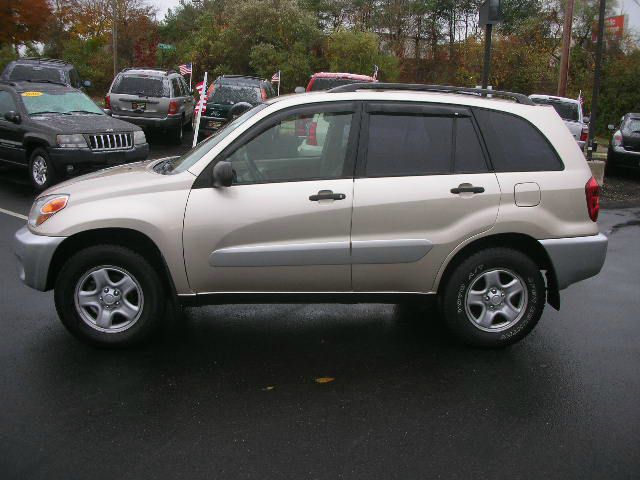 2005 Toyota RAV4 Ram 3500 Diesel 2-WD