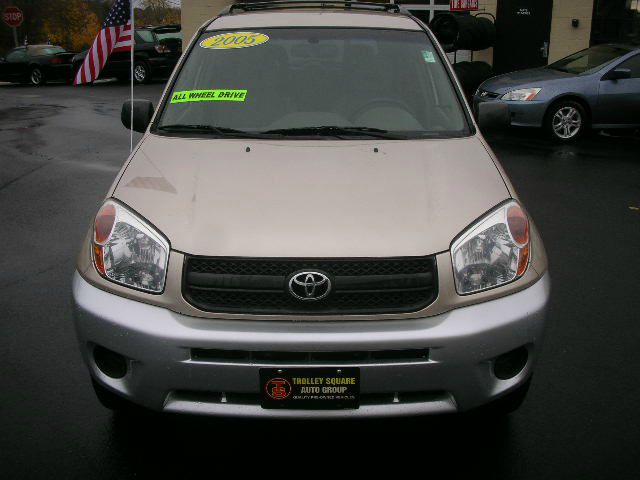 2005 Toyota RAV4 Ram 3500 Diesel 2-WD