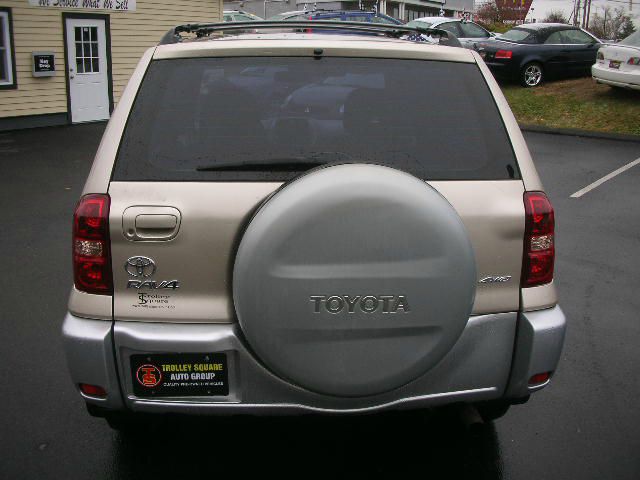 2005 Toyota RAV4 Ram 3500 Diesel 2-WD
