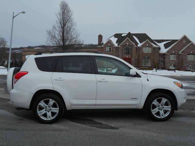 2006 Toyota RAV4 SE V-6