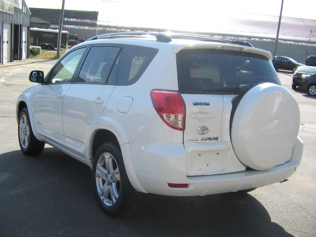 2007 Toyota RAV4 W/t-tops