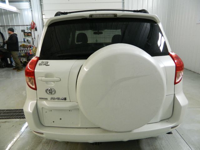 2007 Toyota RAV4 A8L Quattro